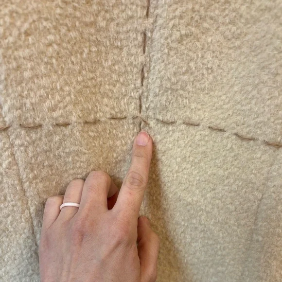 Alpaca 111 Handfinished Alpaca Suri Wool Long Cream Coat - Picture 7 of 9